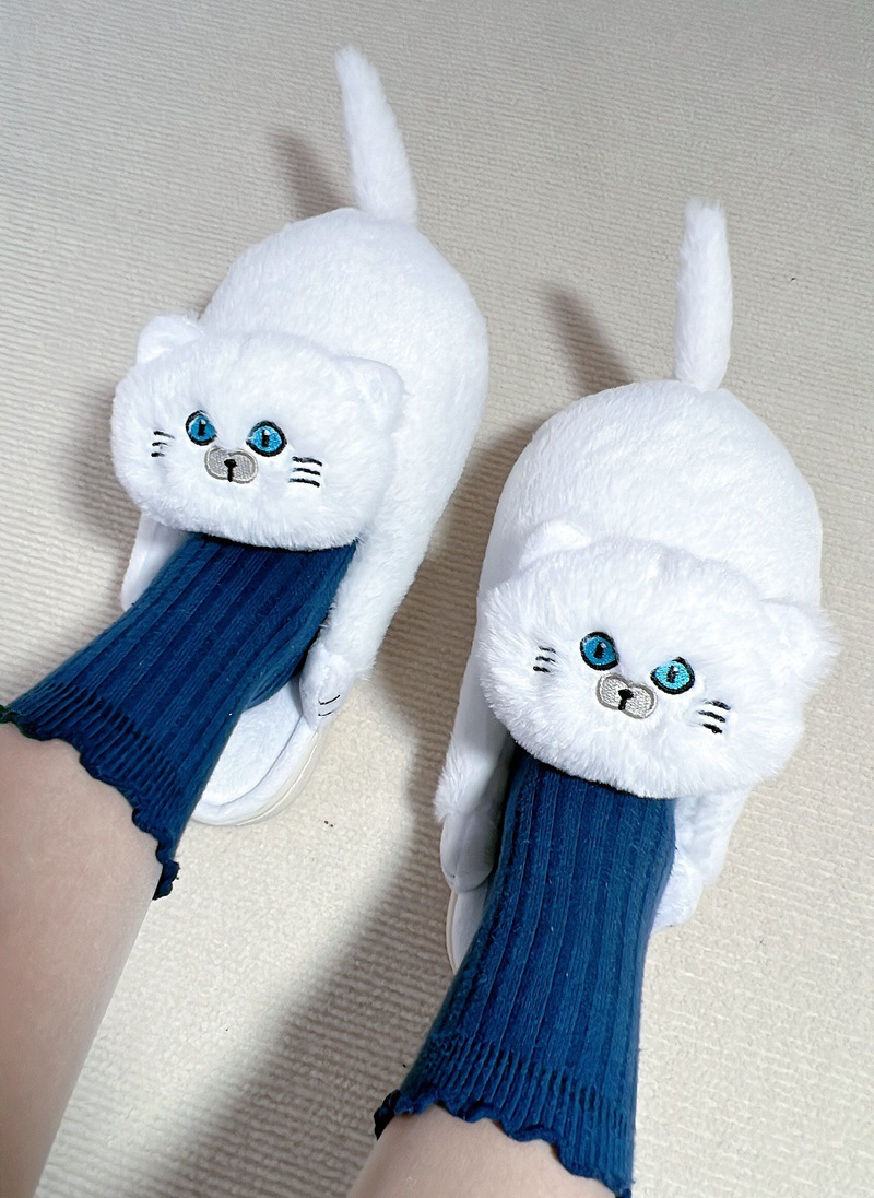 もふもふ　スリッパ　ネコ　ピュアWH　23-26cm　送料無料　ワンサイズ展開
